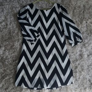 Black/ white chevron shift dress